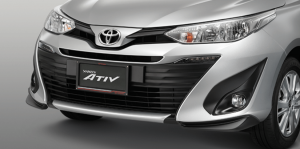 ชุดแต่ง Toyota Yaris ATIV 2017 : สเกิร์ตกันชนหน้าสีดำ Black Front Bumper Spoiler