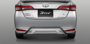 ชุดแต่ง Toyota Yaris ATIV 2017 : สเกิร์ตกันชนหลังสีเงิน Silver Rear Bumper Spoiler