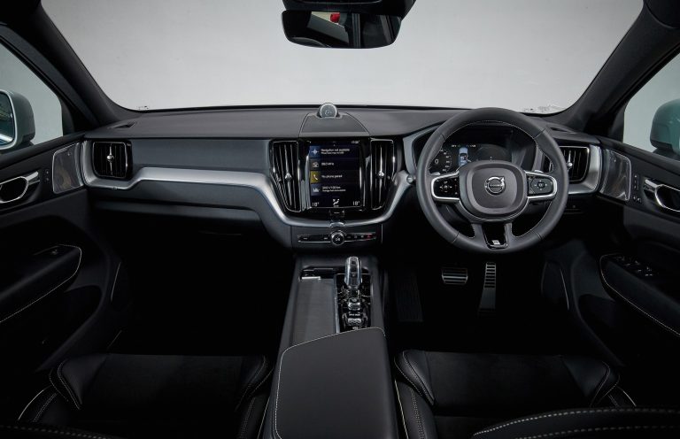 Volvo วอลโว่ SUV รถอเนกประสงค์ XC60 Volvo XC60 ราคา เปิดตัว รุ่นไหนดี 2018 ภายใน