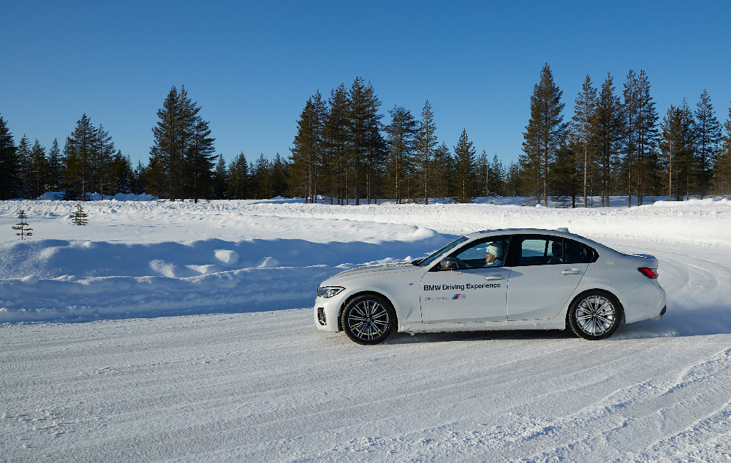 JOY GO ICE DRIVING EXPERIENCE - Rovaniemi