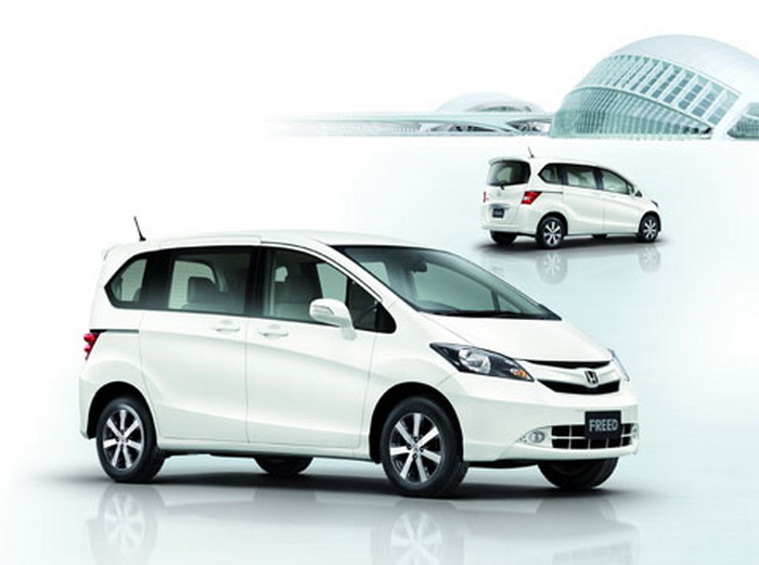 HONDA FREED