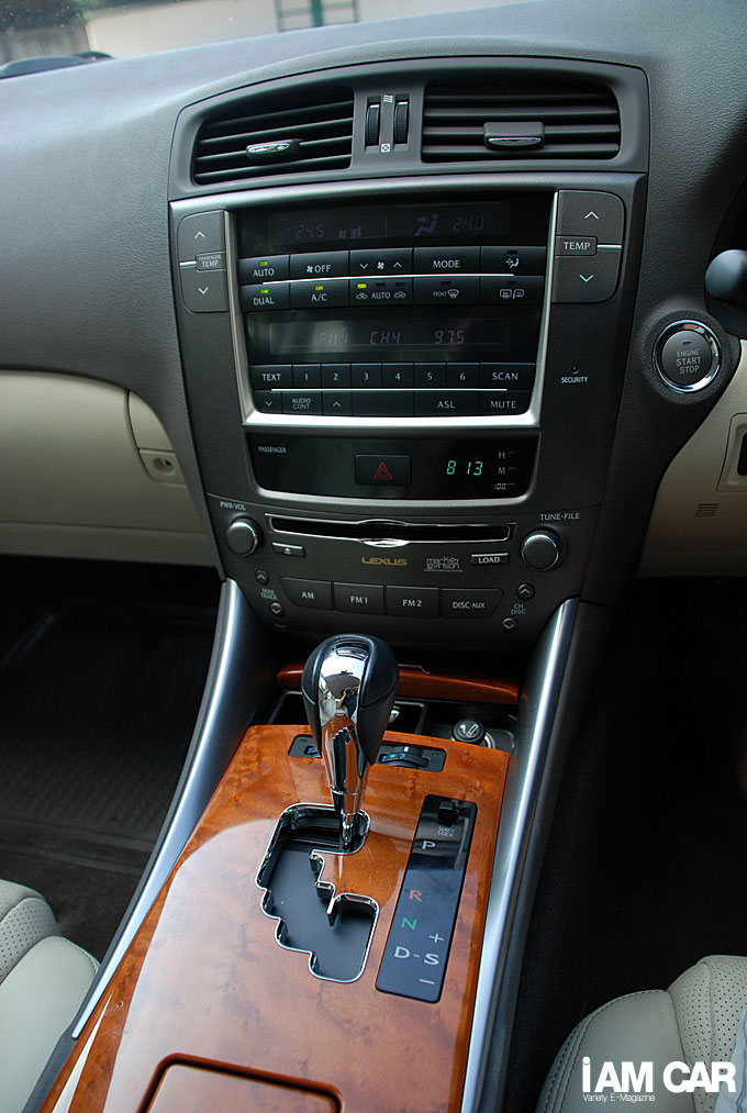 lexus-is250-minorchange