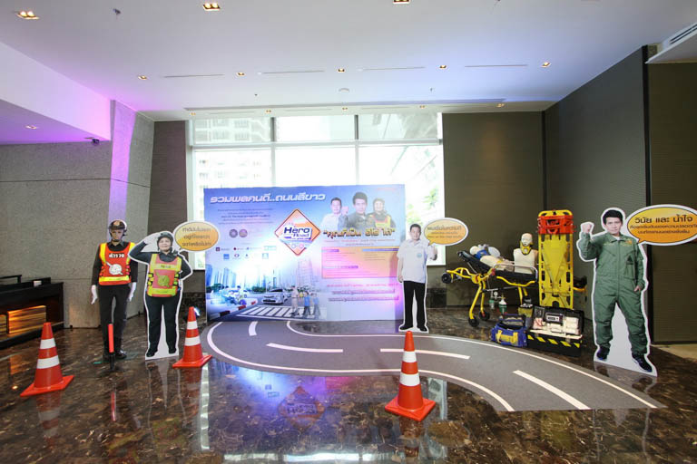 iamcar_toyota_hero_ontheroad