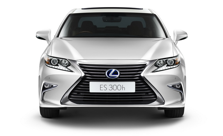 iamcar_LexusES300h1