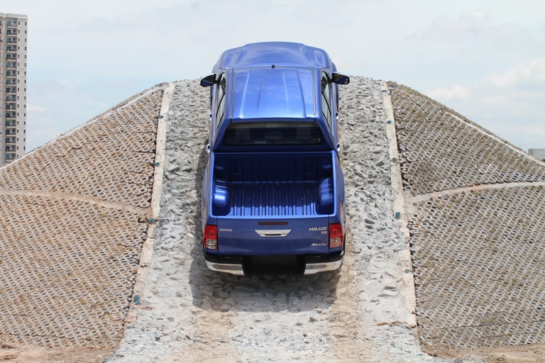 iamcar_toyota_driving_experience_park_15