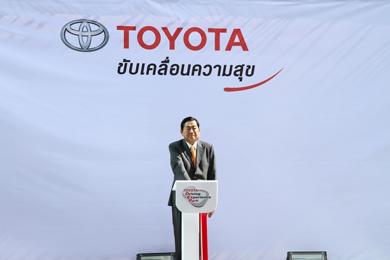 iamcar_toyota_driving_experience_park_2