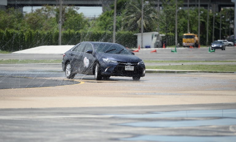 iamcar_toyota_driving_experience_park_7