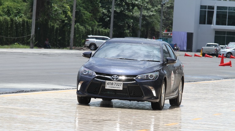 iamcar_toyota_driving_experience_park_9