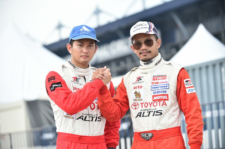 โตโยต้า 2