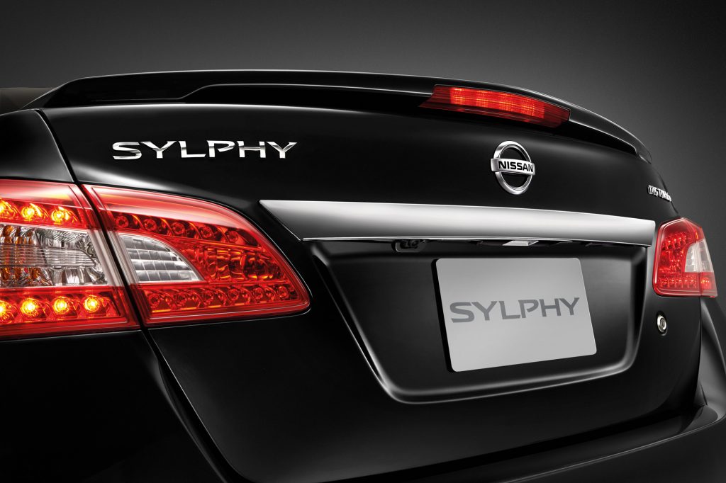 Nissan Sylphy 1.6 DIG-Turbo
