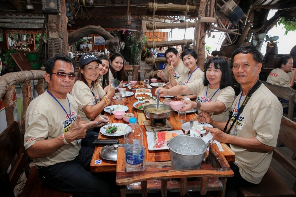 อีซูซุคาราวานสัญจร