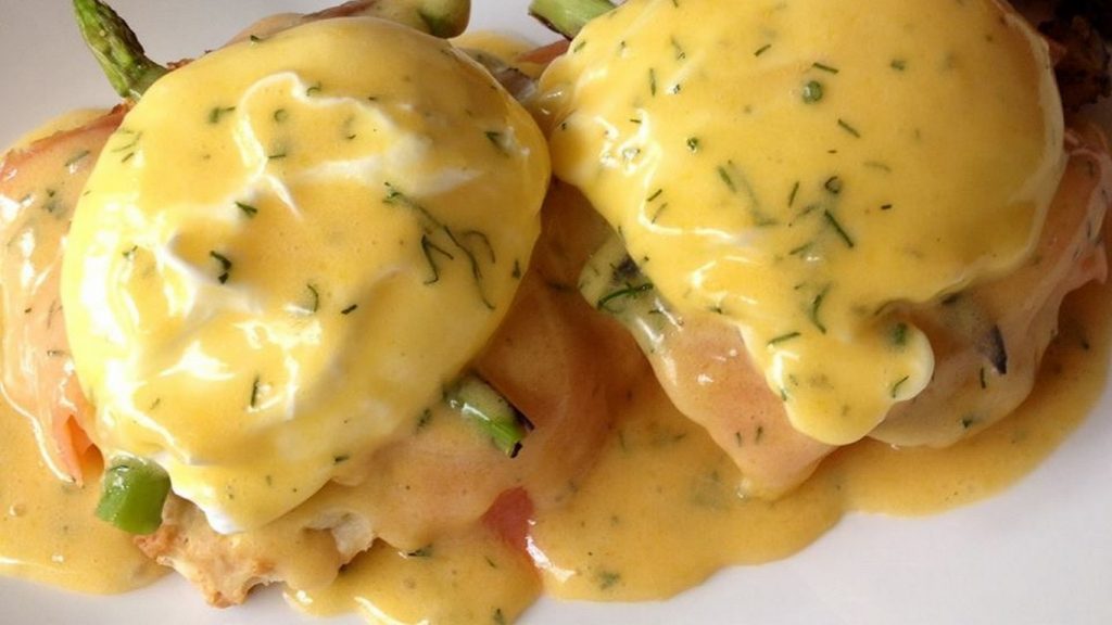 Hemingway’s Drinking & Dining