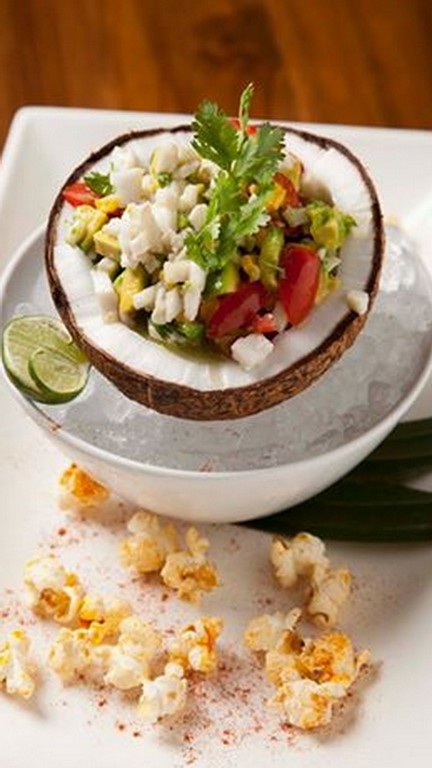 Hemingway’s Drinking & Dining