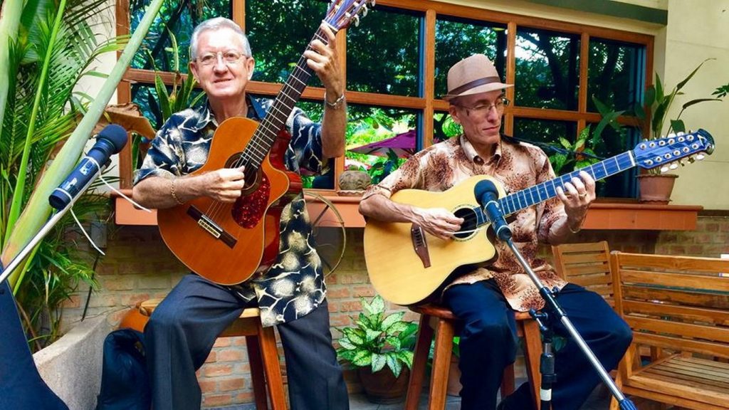 Hemingway’s Drinking & Dining