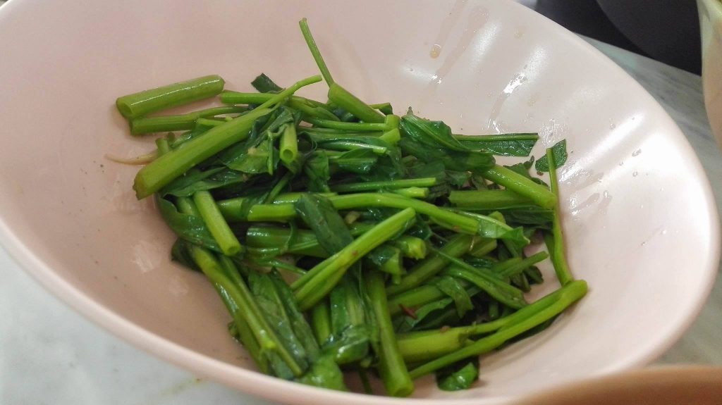 ร้านก๋วยเตี๋ยวเนื้อ เพ็ญจันทร์โภชนา (2)