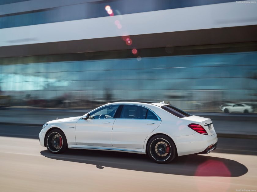 Mercedes-Benz S63 4MATIC+ AMG