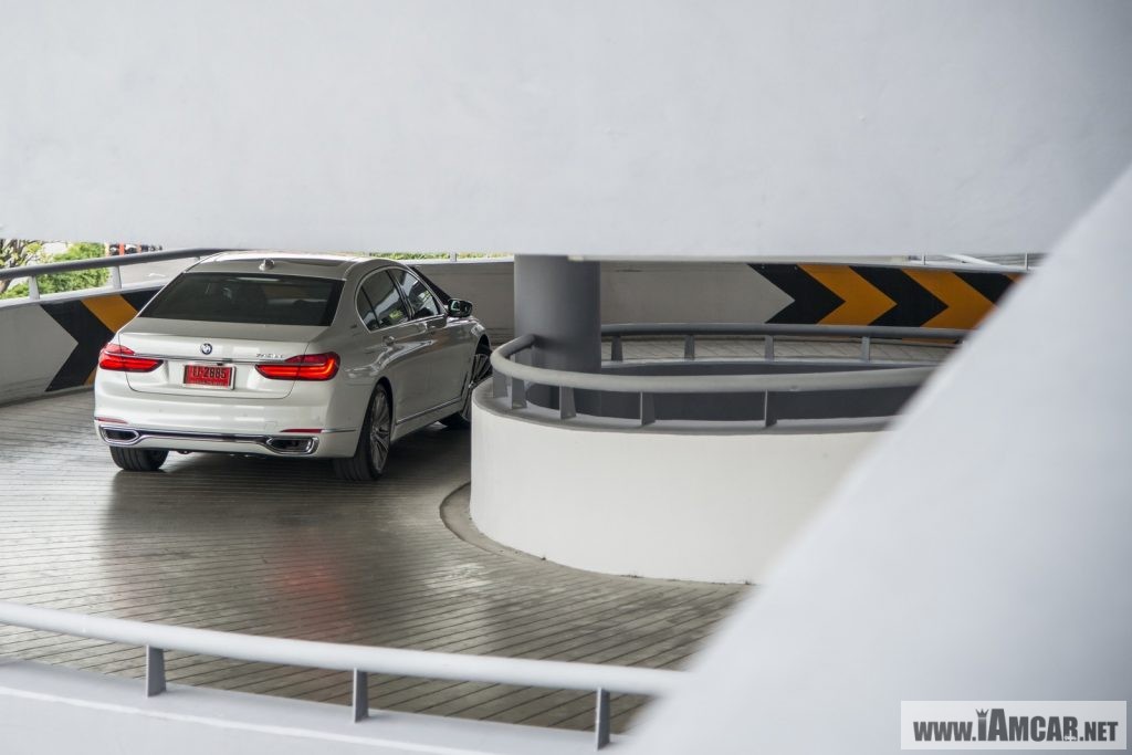 BMW 740Le xDRIVE PLUG IN HYBRID
