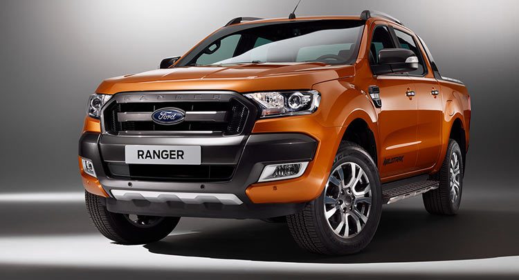 ford-ranger-raptor-2016-new-cras-ford-ranger-raptor-2017