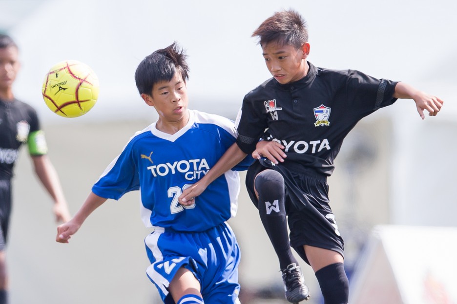 โตโยต้า เปิดเผยถึงความสำเร็จของทีมฟุตบอลเยาวชนทีมชาติไทย รุ่นอายุไม่เกิน 12 ปี ที่ผ่านการคัดเลือกจากโครงการ “โตโยต้า จูเนียร์ ฟุตบอล คลินิก 2017” เข้าร่วมการแข่งขันพร้อม คว้าแชมป์รายการ โตโยต้า อินเตอร์เนชั่นแนล จูเนียร์ คัพ 2017  ณ เมืองนาโกย่า ประเทศญี่ปุ่น