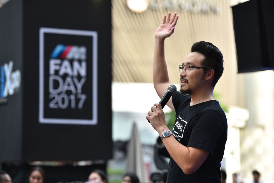 เพื่อฉลองครบรอบ 45 ปีของบีเอ็มดับเบิลยู M สุดยอดยานยนต์เปี่ยมสมรรถนะ บีเอ็มดับเบิลยู ประเทศไทย รวมพลคนรักรถยนต์บีเอ็มดับเบิลยูในตระกูล M ในงาน M Fan Day พร้อมร่วมแปรอักษรสัญลักษณ์  M ตัวอักษรที่ทรงพลังที่สุดในโลกยานยนต์ ด้วยรถยนต์ตระกูล M หลากหลายรุ่นจากอดีตจนถึงปัจจุบันกว่า 54 คัน ไม่ว่าจะเป็น BMW M3 GTS, BMW M2, BMW M6 Competition เป็นต้น ภายในงาน BMW Xpo 2017 ที่ผ่านมา ณ ลาน Square A ศูนย์การค้าเซ็นทรัลเวิลด์