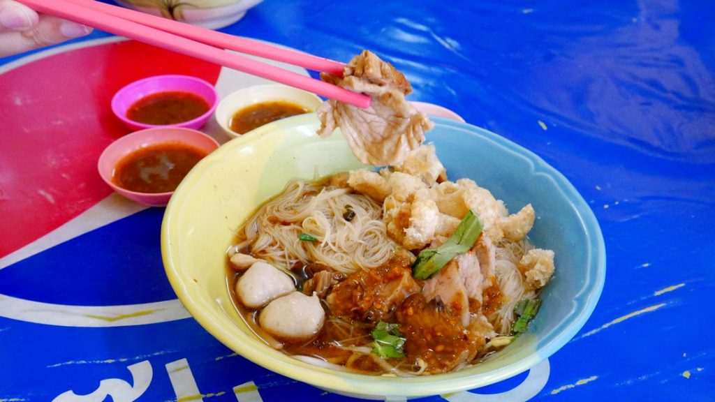 เจ๊จุ๋ม หมูน้ำแดง