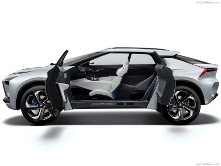 Mitsubishi-e-Evolution_Concept-2017-09