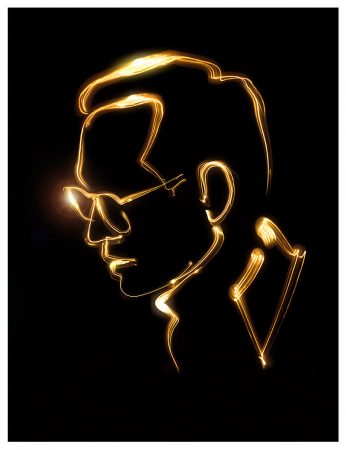 "วาดภาพด้วยแสง พระบรมสาทิสลักษณ์ พระบาทสมเด็จพระเจ้าอยู่หัวรัชกาลที่ 9" โดยคุณ Chub Nokkaew