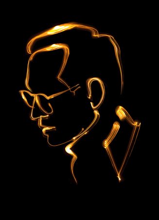 "วาดภาพด้วยแสง พระบรมสาทิสลักษณ์ พระบาทสมเด็จพระเจ้าอยู่หัวรัชกาลที่ 9" โดยคุณ Chub Nokkaew