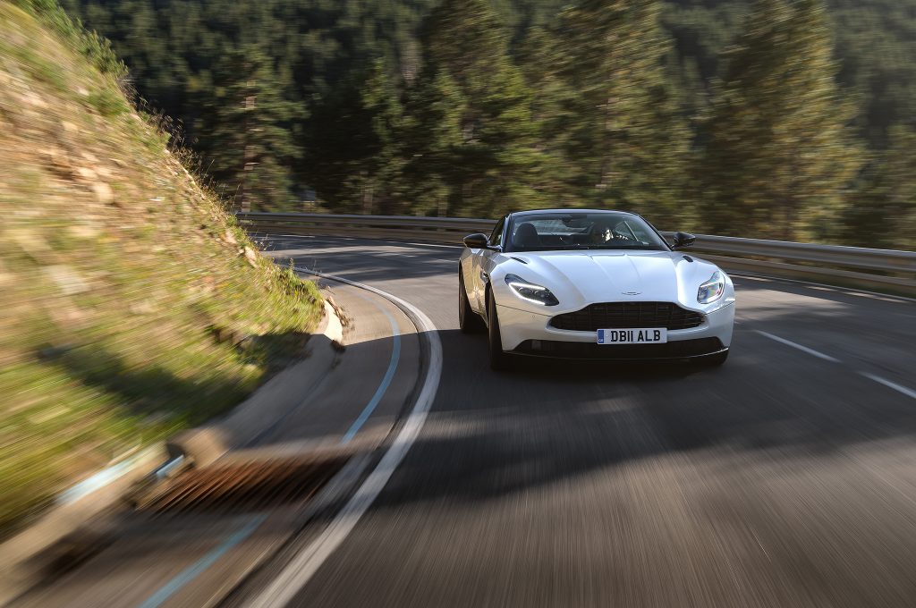 Aston-Martin-DB11-V8