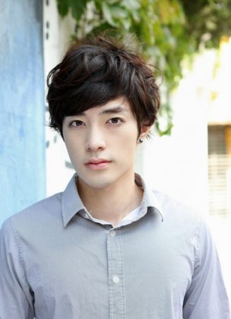 สีผม มาแรงต้อนรับ ปี 2018 ทำแล้ว หน้าขาวสว่าง กระจ่างใส ออร่ากระจาย แน่นอน! : สีช็อคโกแลต Chocolate Color