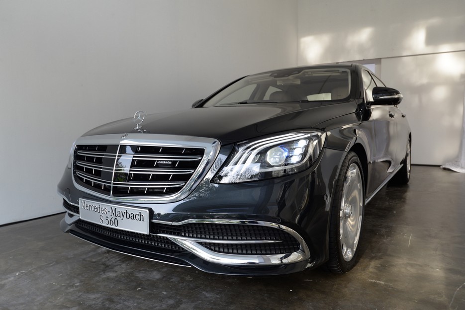  The new S-Class และ The Mercedes-Maybach S-Class