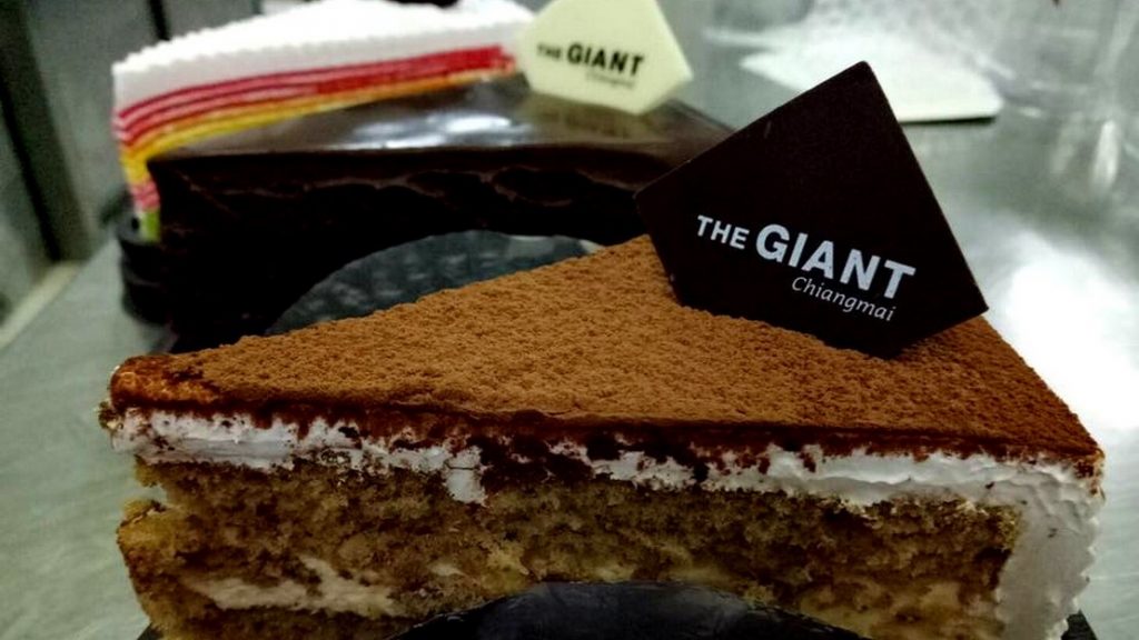 ร้านกาแฟเชียงใหม่ The Giant Chiangmai ร้านกาแฟบนต้นไม้ บ้านแม่กำปอง