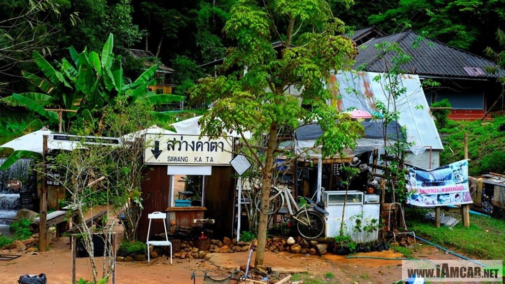 ร้านกาแฟเชียงใหม่ สว่างคาตา แม่กำปอง