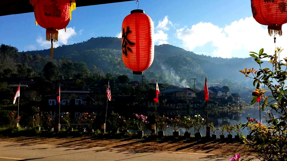 แนะนำ 10 ที่พัก โฮมสเตย์ วิวสวย บรรยากาศดี ในหมู่บ้านรักไทย ใกล้ปางอุ๋ง จ.แม่ฮ่องสอน 