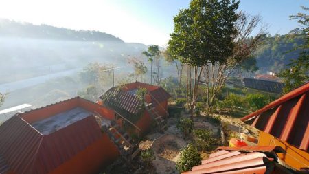 แนะนำ 9 ที่พัก โฮมสเตย์ หมู่บ้านรักไทย วิวสวย บรรยากาศดี ปางหมู ปางอุ๋ง จ.แม่ฮ่องสอน
