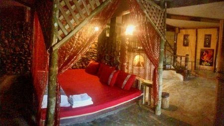 แนะนำ 9 ที่พัก โฮมสเตย์ หมู่บ้านรักไทย วิวสวย บรรยากาศดี ปางหมู ปางอุ๋ง จ.แม่ฮ่องสอน