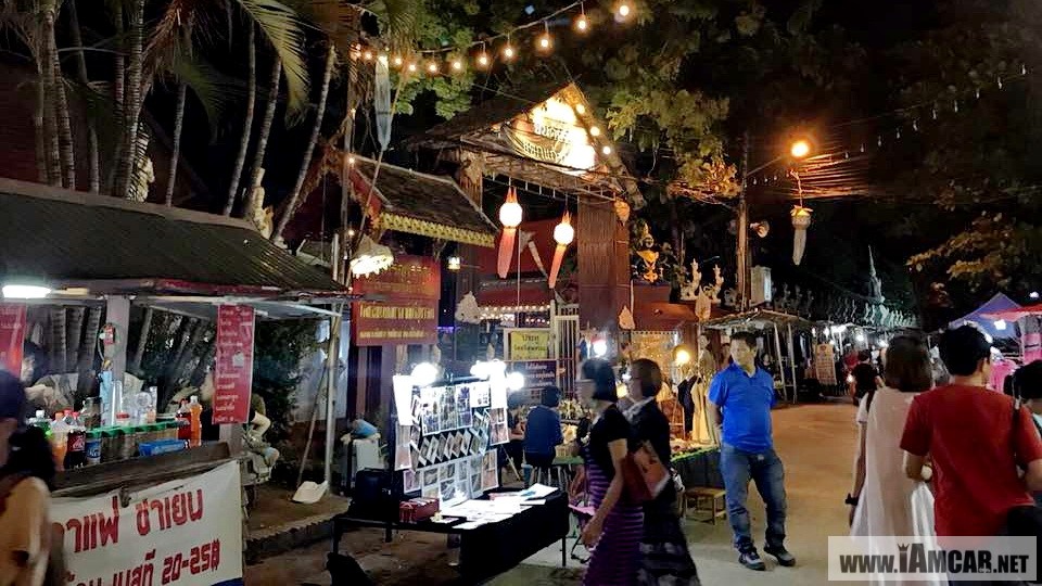 รีวิว แนะนำเดินเที่ยว ถนนคนเดินวัวลาย เชียงใหม่ (Wua Lai Walking Street) ถนนคนเดินเย็นวันเสาร์