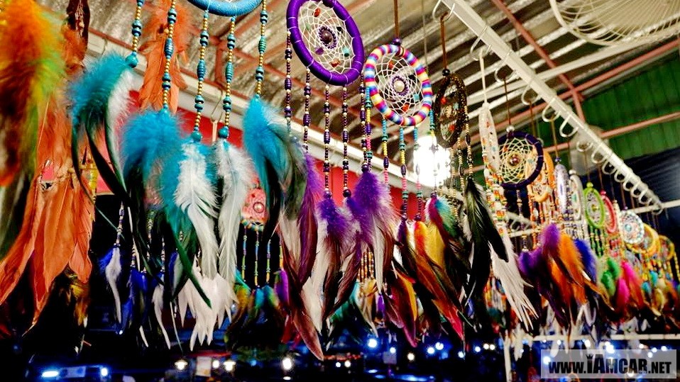 รีวิว แนะนำเดินเที่ยว ถนนคนเดินวัวลาย เชียงใหม่ (Wua Lai Walking Street) ถนนคนเดินเย็นวันเสาร์