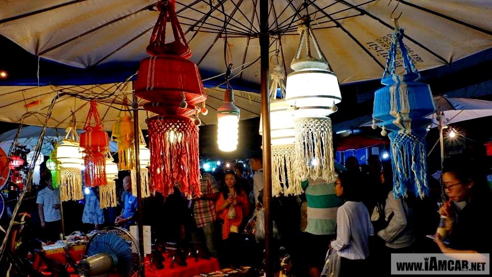 รีวิว แนะนำเดินเที่ยว ถนนคนเดินวัวลาย เชียงใหม่ (Wua Lai Walking Street) ถนนคนเดินเย็นวันเสาร์