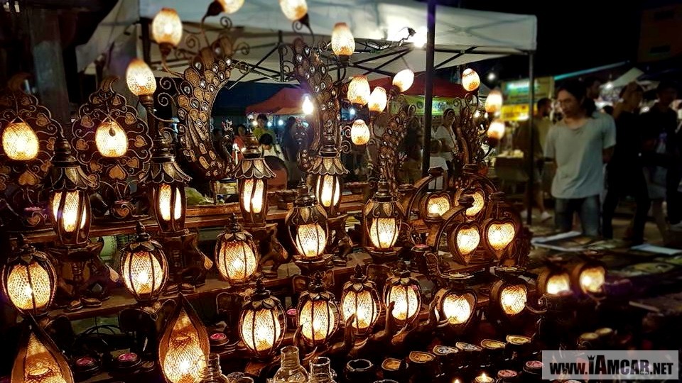 รีวิว แนะนำเดินเที่ยว ถนนคนเดินวัวลาย เชียงใหม่ (Wua Lai Walking Street) ถนนคนเดินเย็นวันเสาร์