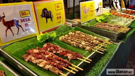 รีวิว แนะนำเดินเที่ยว ถนนคนเดินวัวลาย เชียงใหม่ (Wua Lai Walking Street) ถนนคนเดินเย็นวันเสาร์