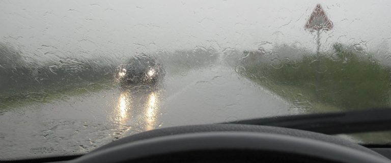 Wiper Blade, อุปกรณ์ปัดน้ำฝน