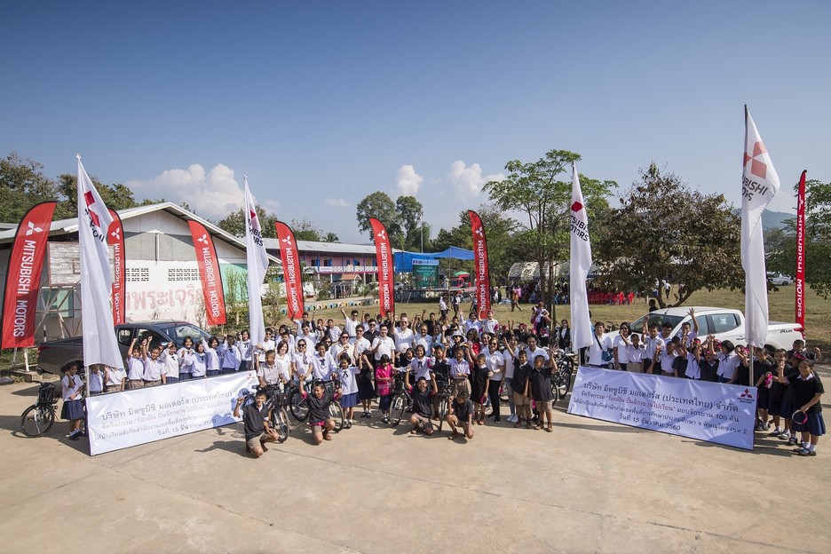 ร้อยฝัน ปั่นจักรยานไปเรียน