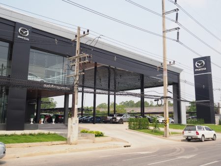 มาสด้าเปิด 2 โชว์รูมใหม่ ร่มเกล้าและสระบุรี