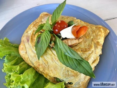 อัญชันก๋วยเตี๋ยวสามช่า