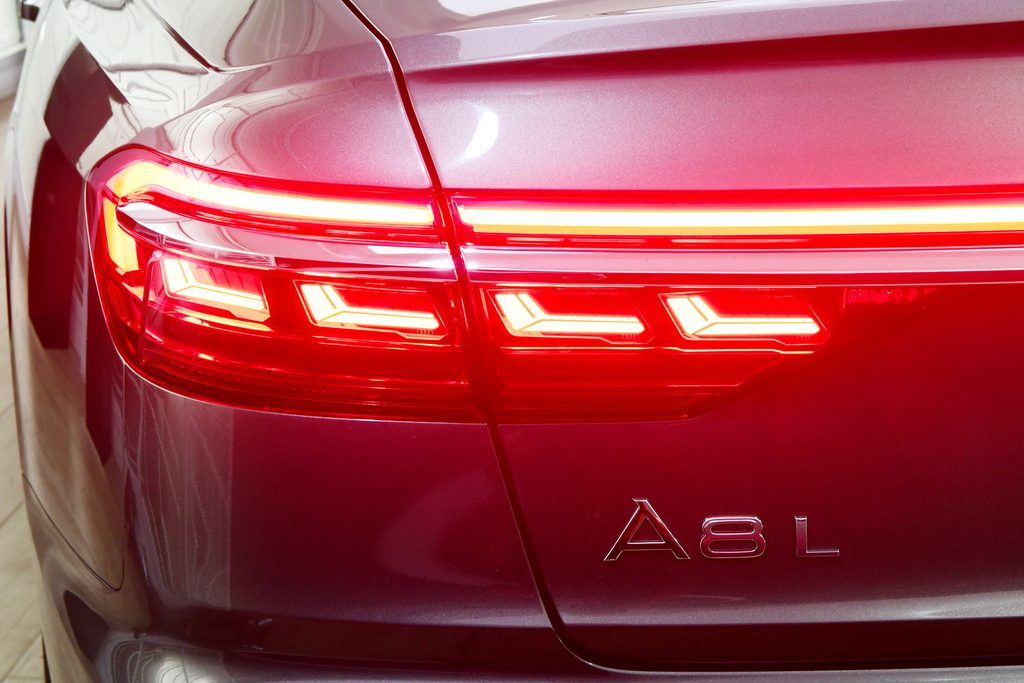 Audi A8 L