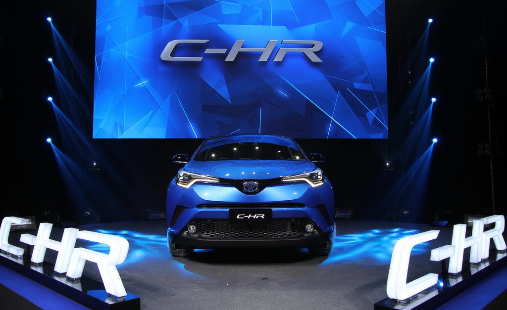TOYOTA C-HR (Coupe High Rider) 