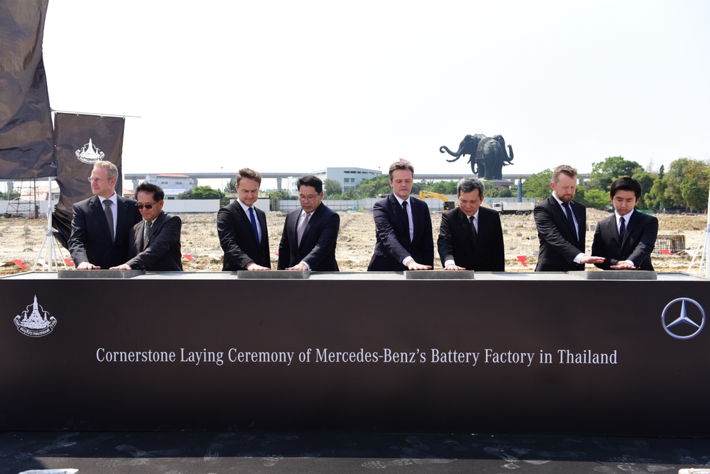 เมอร์เซเดส-เบนซ์ คาร์ ตั้งโรงงานผลิตแบตเตอรี่ในไทย