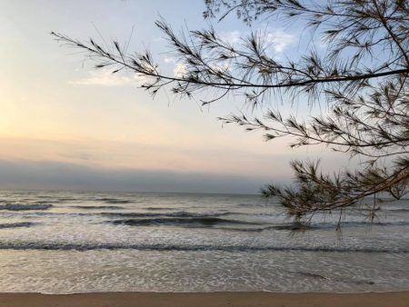 กางเต้นท์ริมทะเล "หาดวนกร" จ.ประจวบคีรีขันธ์