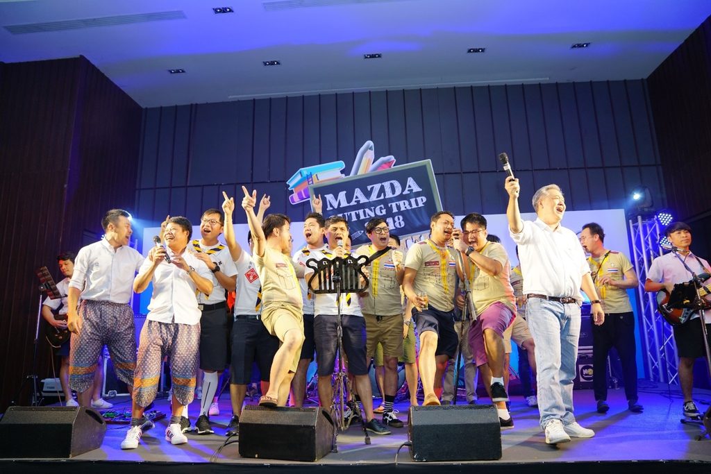 ONE MAZDA TEAM รวมตัวเป็นหนึ่งผนึกกำลังสร้างฝายชะลอน้ำ